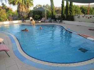 25 Pool @ Arbel